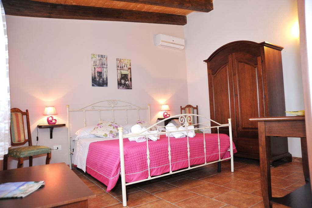 Locanda Rurale Santa Marta Avola Exteriör bild